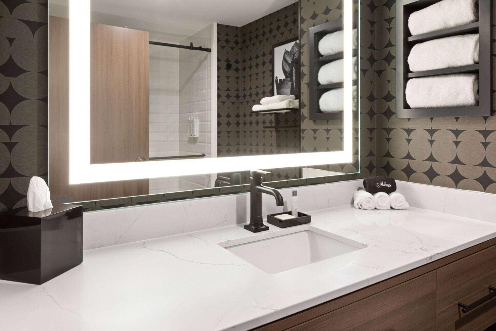Riverbend Hotel And Suites, Trademark Collection By Wyndham 阿什塔比拉 外观 照片